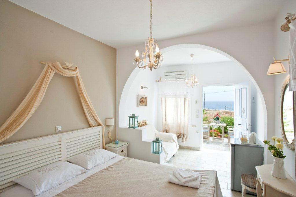 Kimolis Aparthotel Kimolos Exterior photo